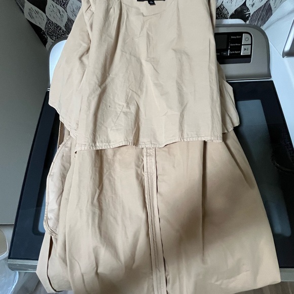 NWOT Jcrew 
Relaxed heritage trench coat in chino

BT324

LIGHT KHAKI

X-LARGE - Picture 12 of 14